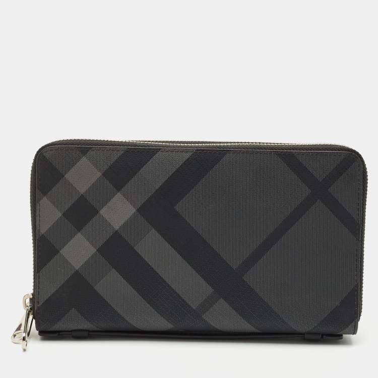 Pre Owned Burberry Black/Grey House Check PVC and Leather Reeves Double Zip Wallet