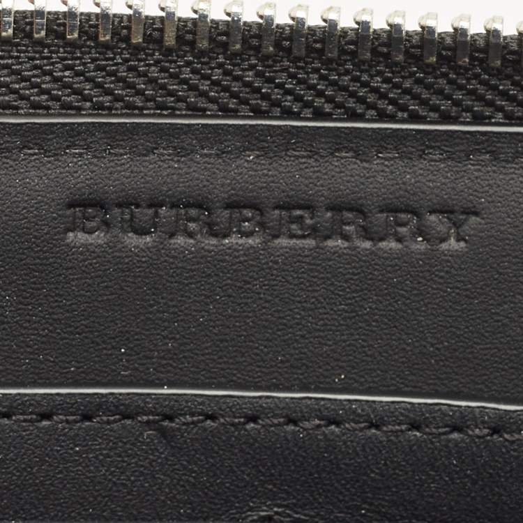 Pre Owned Burberry Black/Grey House Check PVC and Leather Reeves Double Zip Wallet