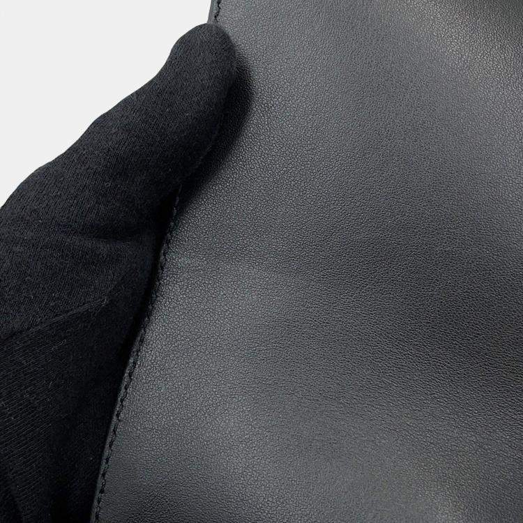 Pre Owned Burberry Embossed Check Black Calf Leather Messenger Bag