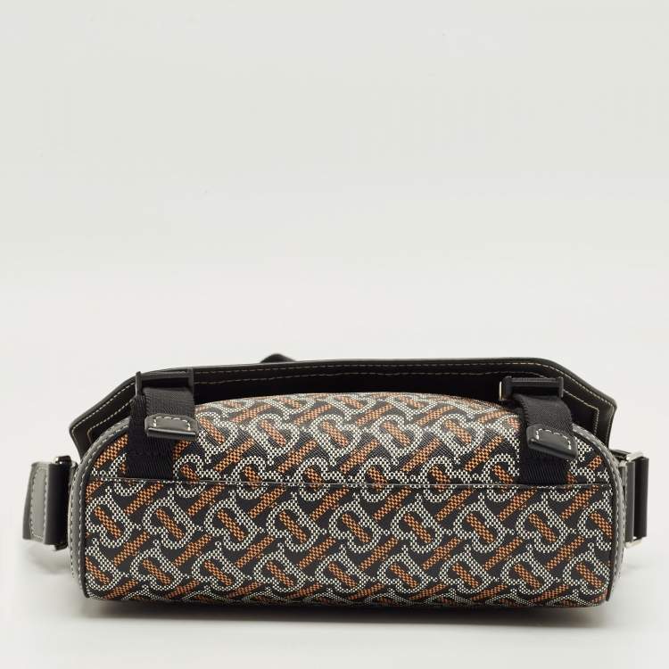 مملوكة مسبقًا Burberry Black/Brown TB Monogram Coated Canvas and Leather Messenger Bag
