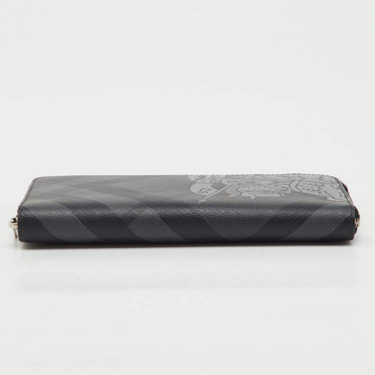 Pre Owned Burberry Black/Grey Coated Canvas Check Logo Print Zip Around Wallet