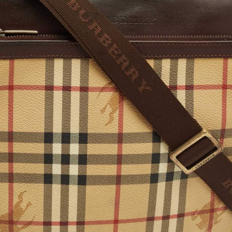 مملوكة مسبقًا Burberry Brown/Beige Haymarket Coated Canvas Flap Messenger Bag