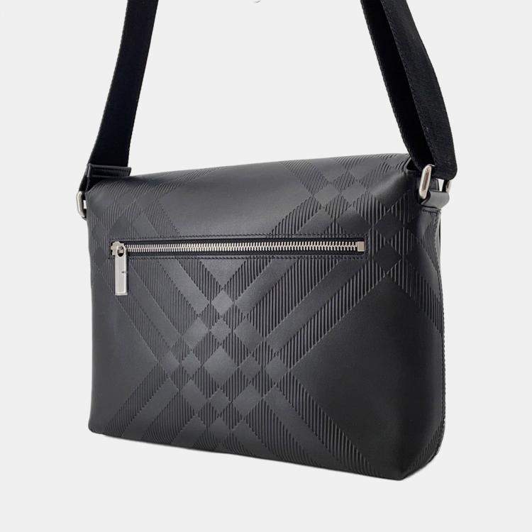 مملوكة مسبقًا حقيبة ماسنجر بربري نقش مربعات جلد عجل أسود