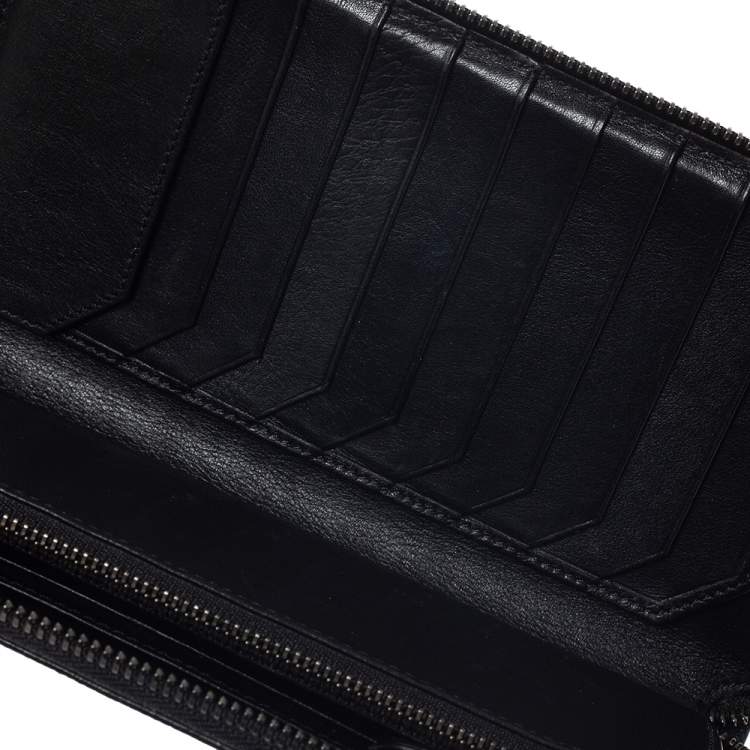 Pre Owned Burberry Navy Blue Leather Zip Around Wallet