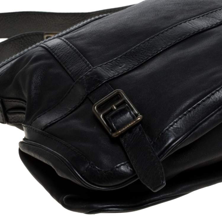 Pre Owned Burberry Black Leather Messenger Bag