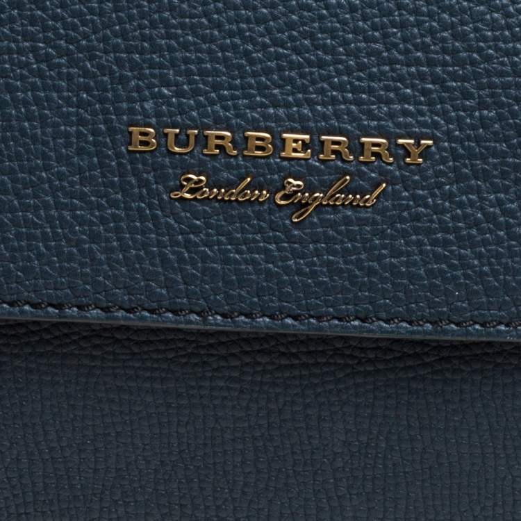 Pre Owned Burberry Blue/Beige Nova Check Canvas and Leather Messenger Bag