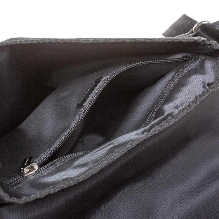 Pre Owned Burberry Black/Beige Vintage Check Nylon Messenger Bag
