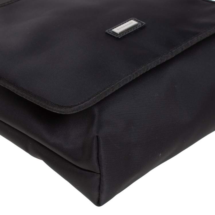 Pre Owned Burberry Black/Beige Vintage Check Nylon Messenger Bag