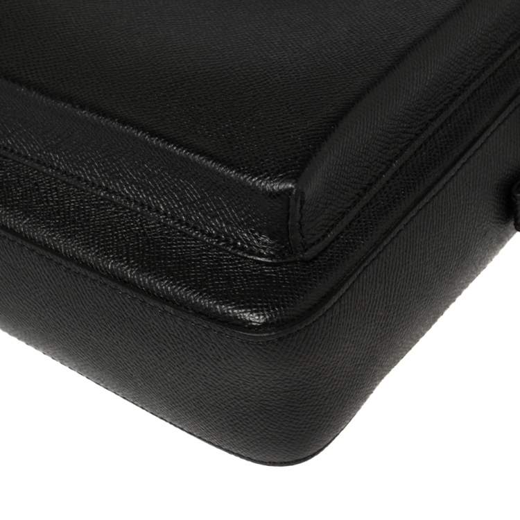 Pre Owned Burberry Black Leather Small Shaldon Messenger Bag