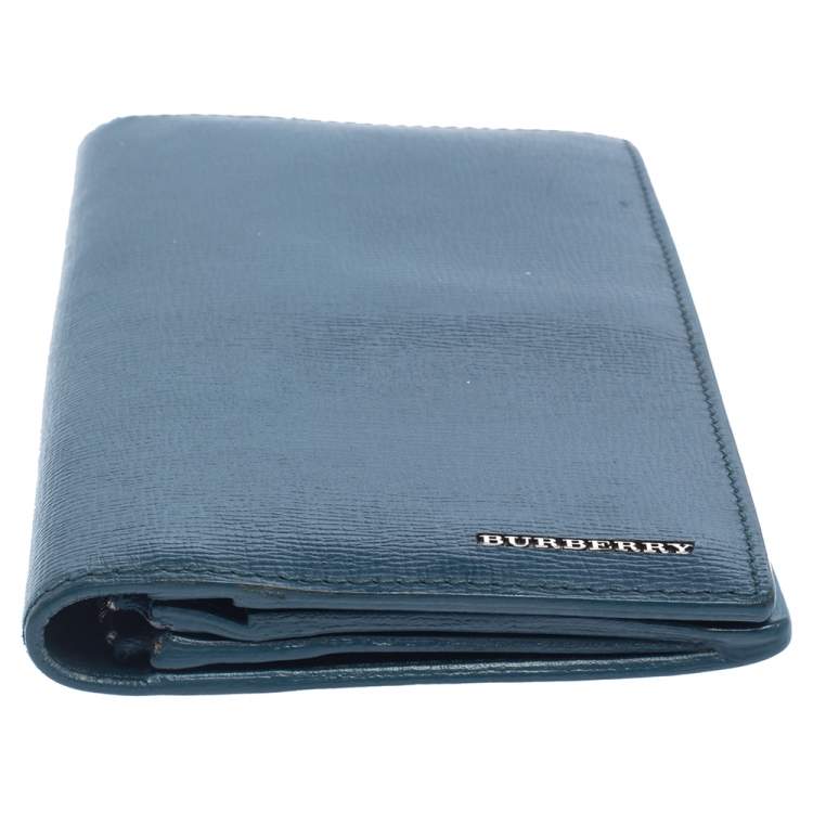 مملوكة مسبقًا Burberry Blue Leather Long Wallet