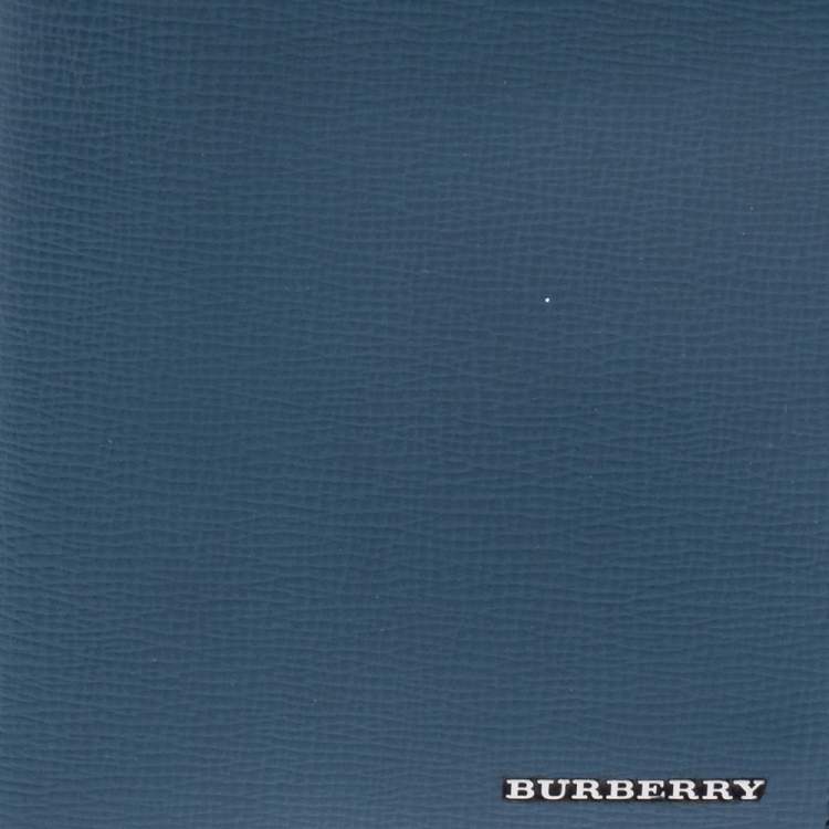 مملوكة مسبقًا Burberry Blue Leather Long Wallet