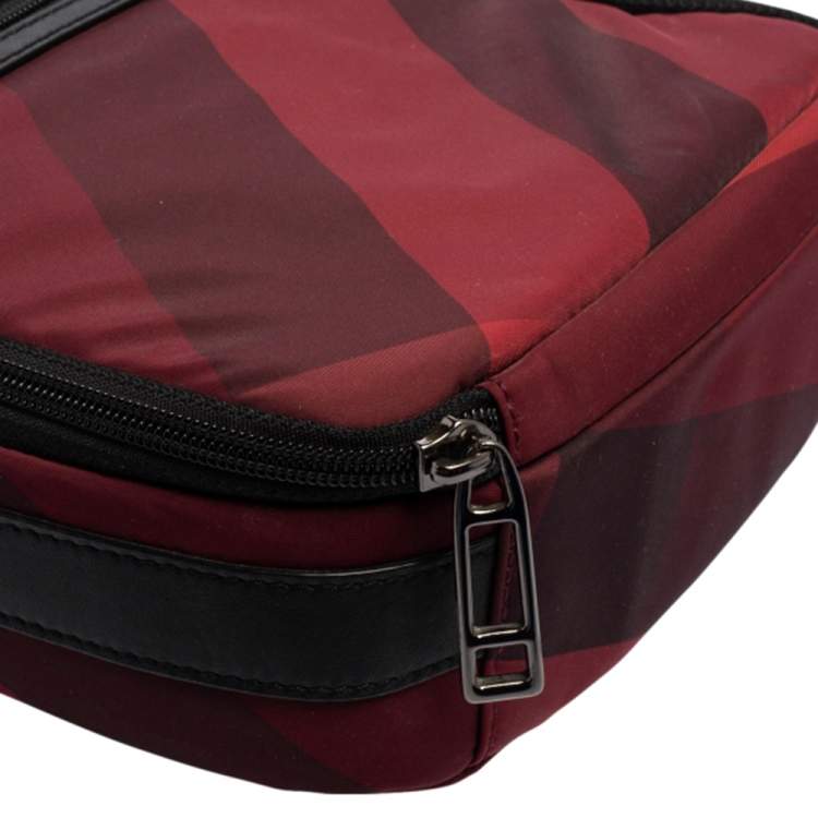 Pre Owned Burberry Red/Black Check Nylon and Leather Zip Around Messenger Bag