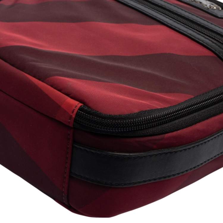 Pre Owned Burberry Red/Black Check Nylon and Leather Zip Around Messenger Bag