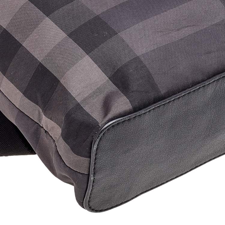 Pre Owned Burberry Black Smoke Check Nylon Messenger Bag