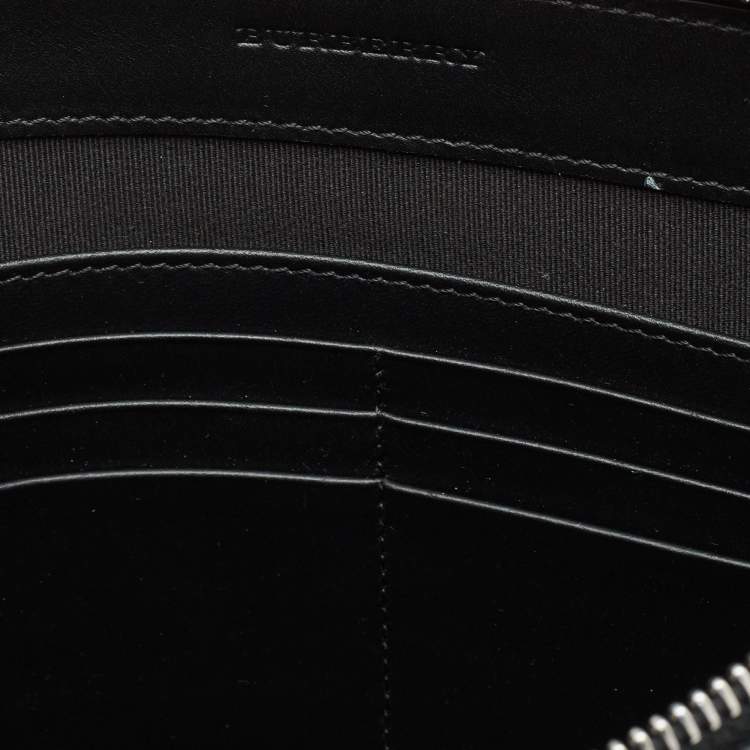 Pre Owned Burberry Black Leather Embossed Crest Wristlet Clutch