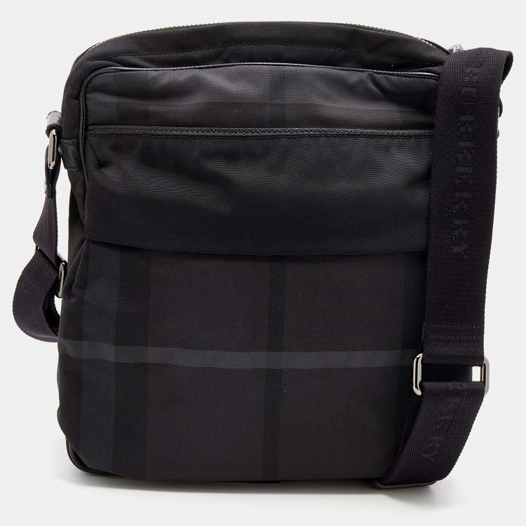 Pre Owned Burberry Black Smoke Check Nylon Messenger Bag