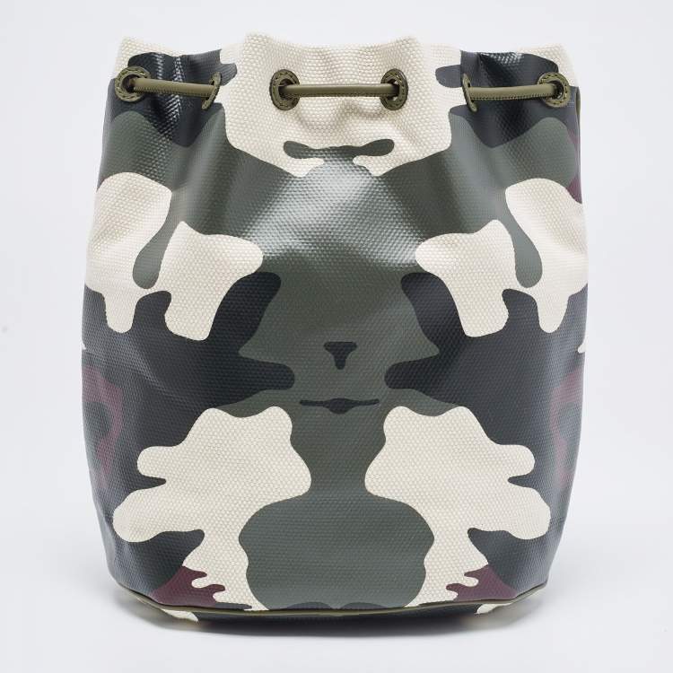 Pre Owned Burberry Green Camouflage Coated and Canvas Phoebe Drawstring Pouch