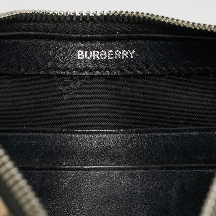 Pre Owned Burberry Beige/Black House Check PVC and Leather Patchwork Wristlet Pouch