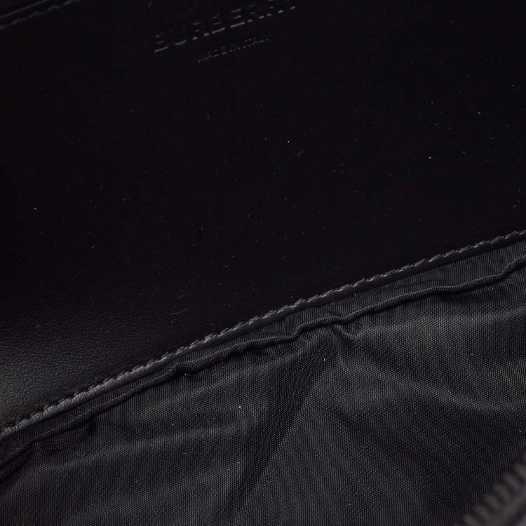Pre Owned Burberry Black Quilted Nylon Sonny Belt Bag