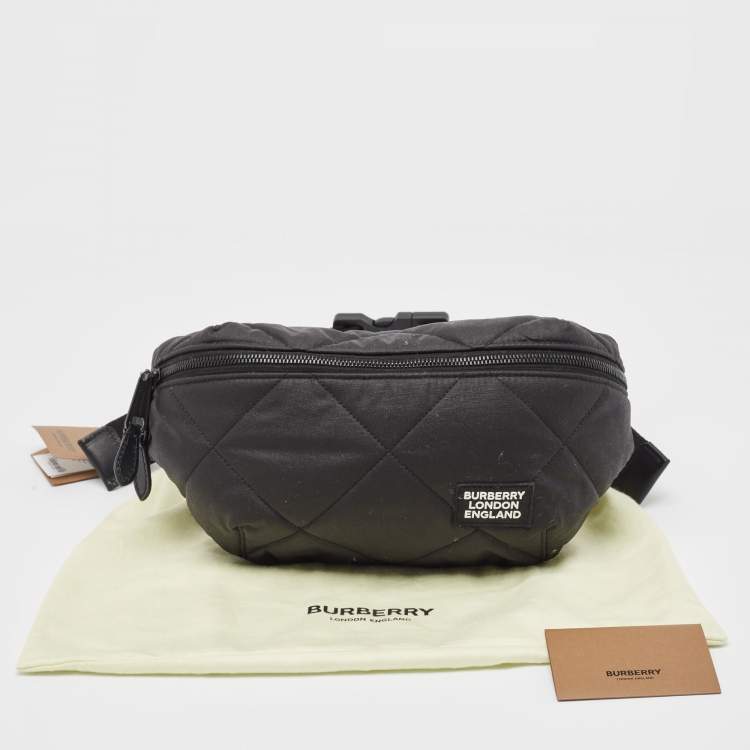 Pre Owned Burberry Black Quilted Nylon Sonny Belt Bag