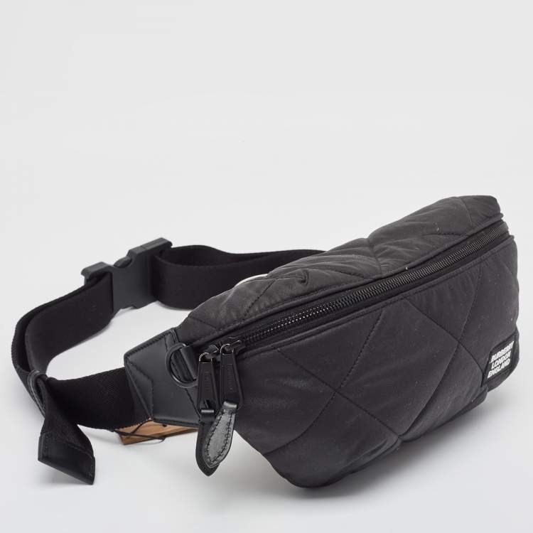 Pre Owned Burberry Black Quilted Nylon Sonny Belt Bag
