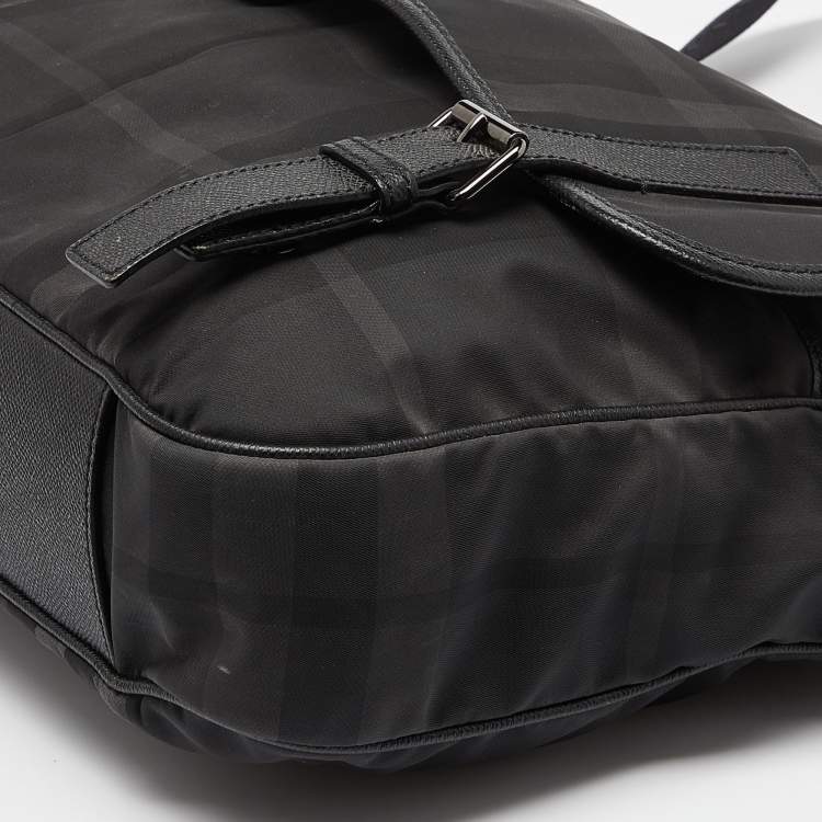 Pre Owned Burberry Grey/Black Smoke Check Nylon and Leather Messenger Bag
