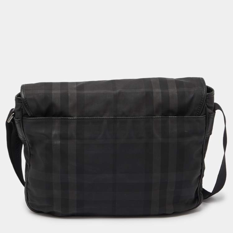 Pre Owned Burberry Grey/Black Smoke Check Nylon and Leather Messenger Bag