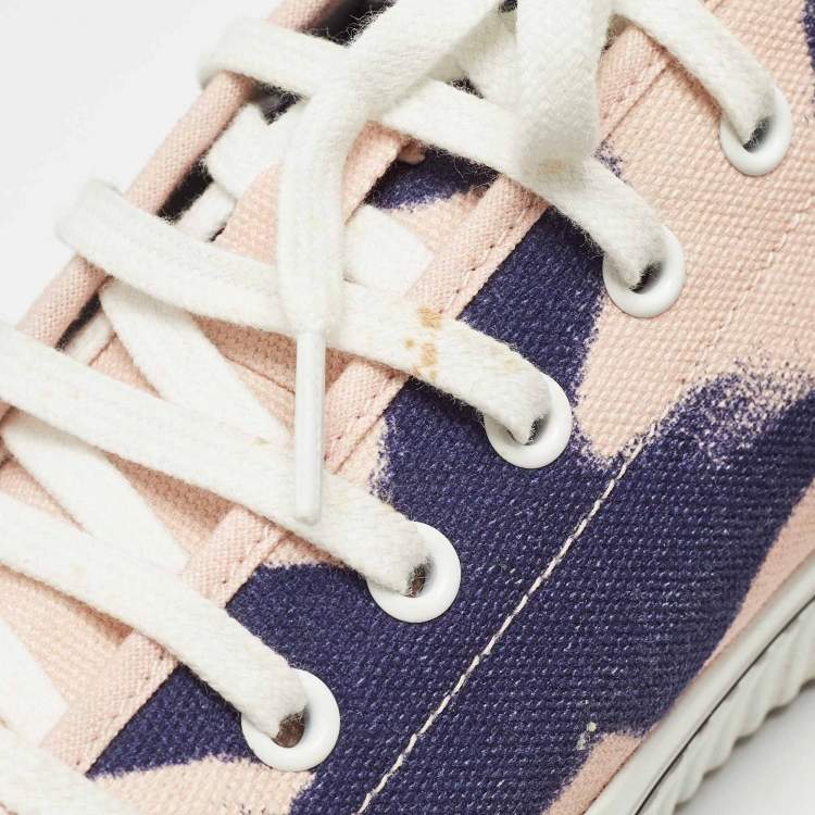 Pre Owned Burberry Pink/Navy Blue Canvas Cap Toe Lace Up Sneaker Size 44
