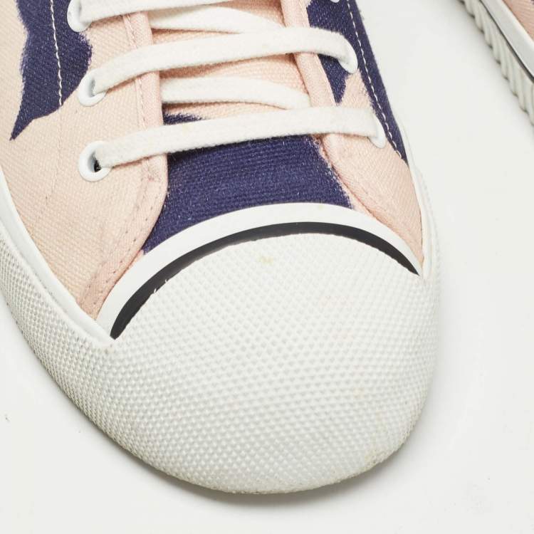 Pre Owned Burberry Pink/Navy Blue Canvas Cap Toe Lace Up Sneaker Size 44