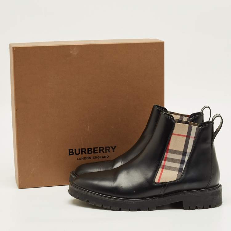 Pre Owned Burberry Allostock Size 40 Black Elastic and Leather Ankle Length Boots