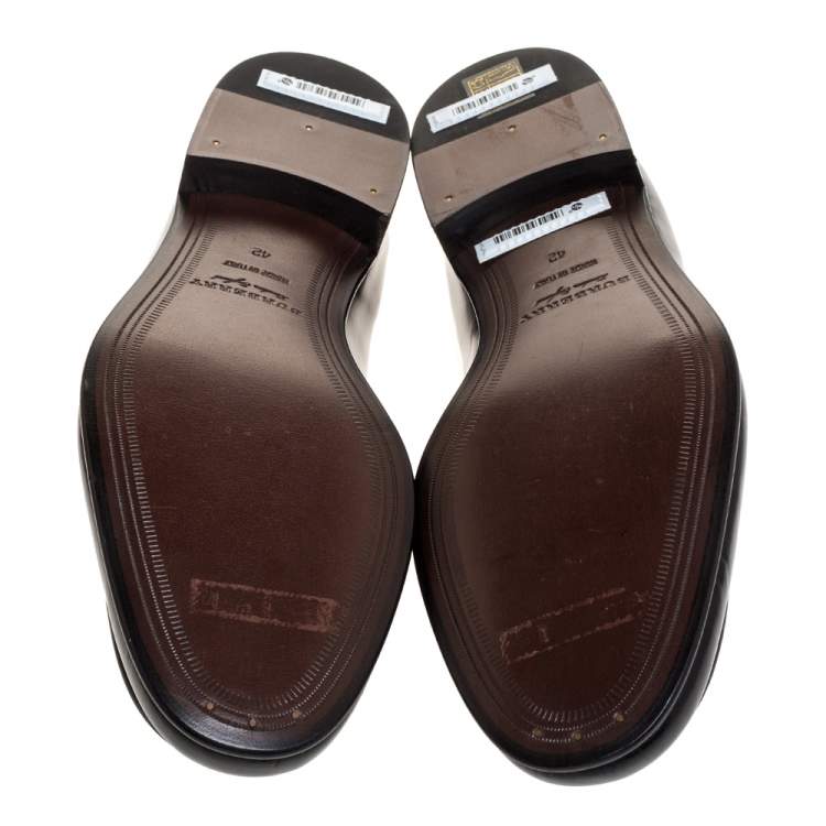Pre Owned Burberry Black Leather Solway Chain Detail Slip On Loafers Size 42