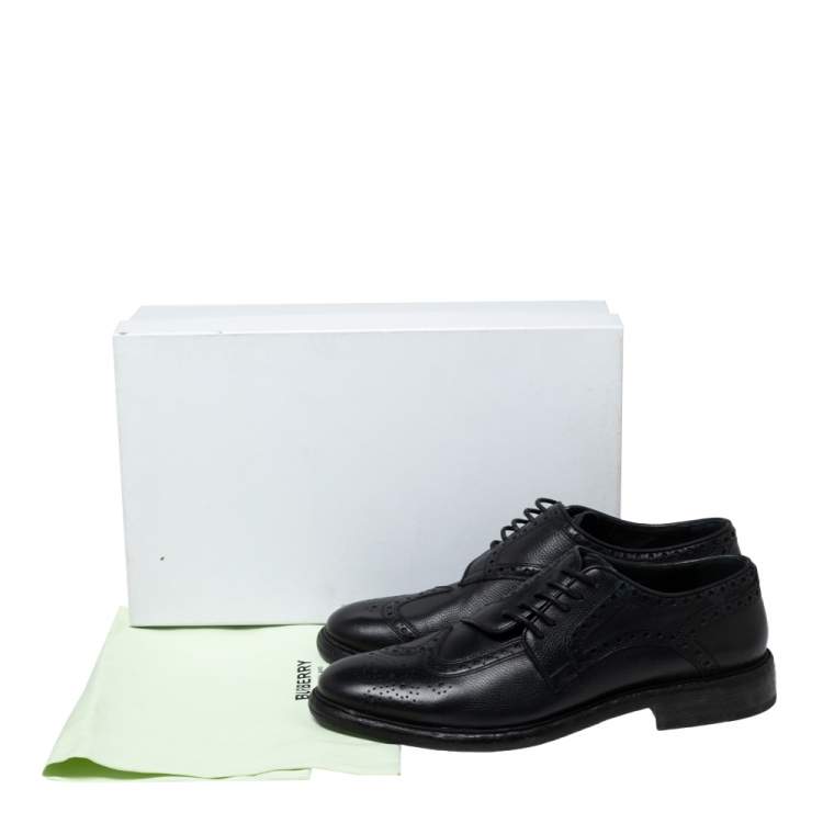 مملوكة مسبقًا Burberry Black Leather Rayford Asymmetric Brogues Size 43