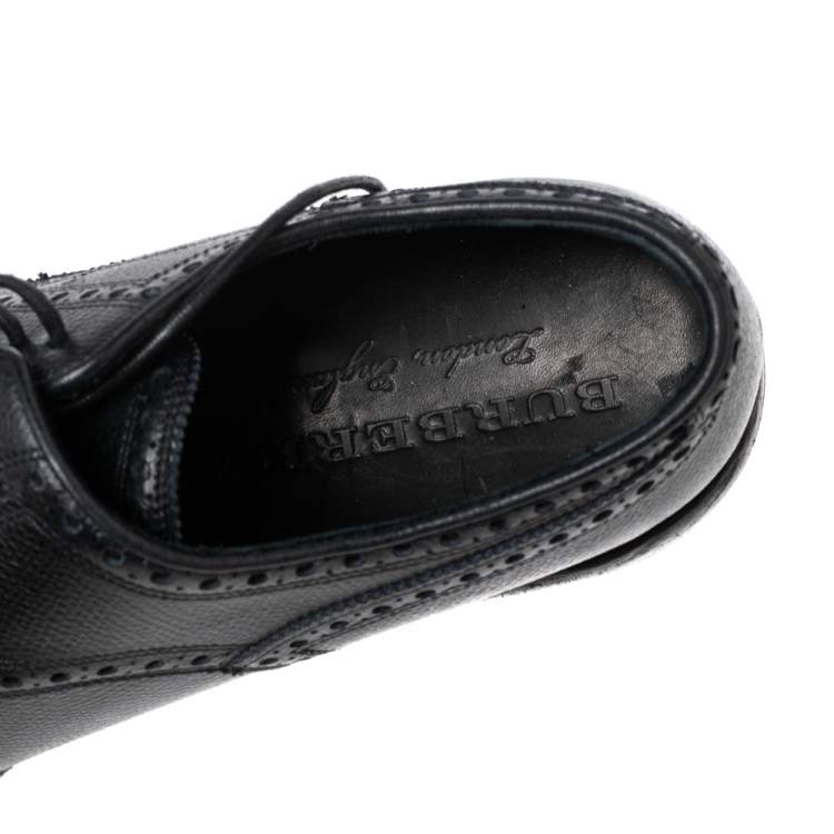 مملوكة مسبقًا Burberry Black Leather Rayford Asymmetric Brogues Size 43