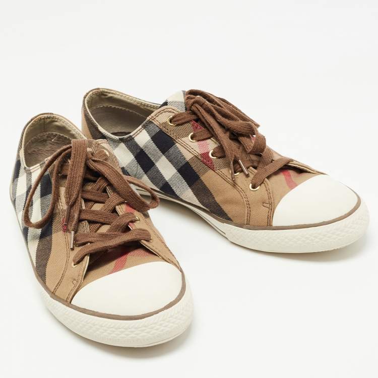 مملوكة مسبقًا Burberry Beige Novacheck Canvas and Leather Sneakers Size 44
