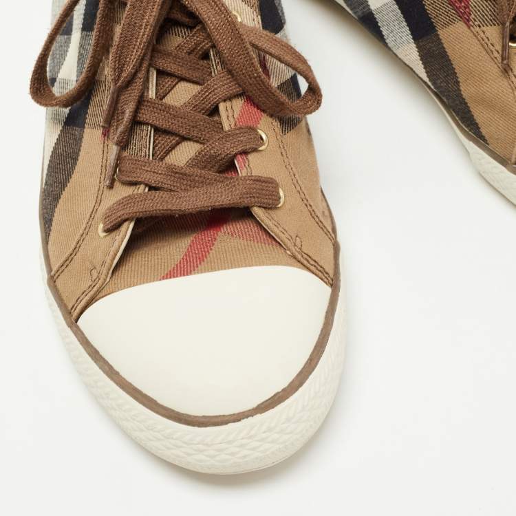 مملوكة مسبقًا Burberry Beige Novacheck Canvas and Leather Sneakers Size 44