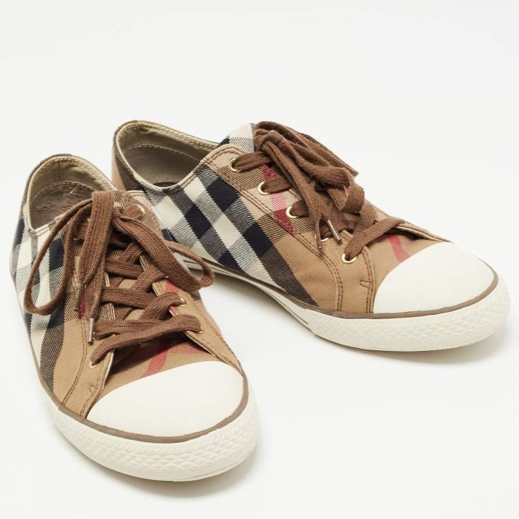 مملوكة مسبقًا Burberry Beige Novacheck Canvas and Leather Sneakers Size 44