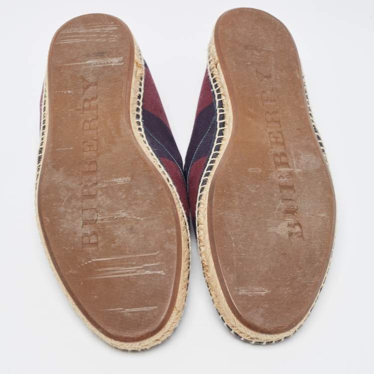 Pre Owned Burberry Two Tone Canvas Hodgeson Slip On Espadrilles Size 44