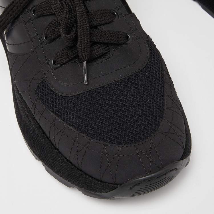 مملوكة مسبقًا Burberry Black Mesh and Leather Logo Detail Low Top Sneakers Size 43