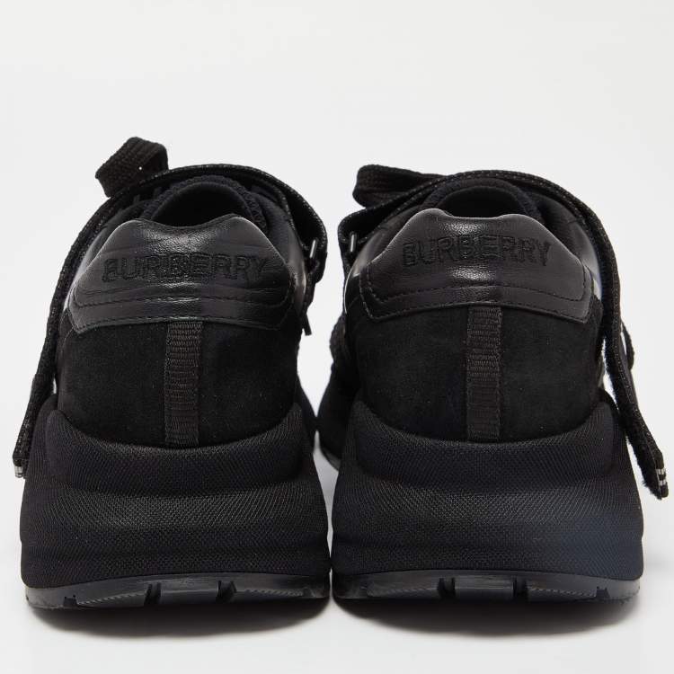 مملوكة مسبقًا Burberry Black Mesh and Leather Logo Detail Low Top Sneakers Size 43