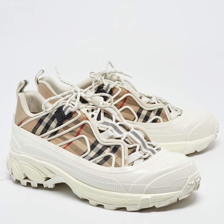 Pre Owned Burberry White/Beige Check Fabric and Rubber Arthur Low Top Sneakers Size 43