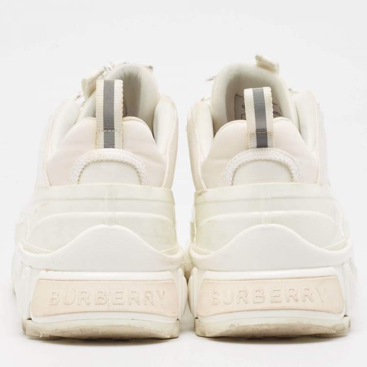 Pre Owned Burberry Fabric and Rubber Low Top Sneakers Size 44.5