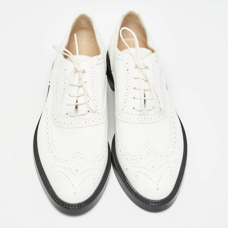 Pre Owned Burberry White Brogue Leather Gennie Lace Up Oxfords Size 40