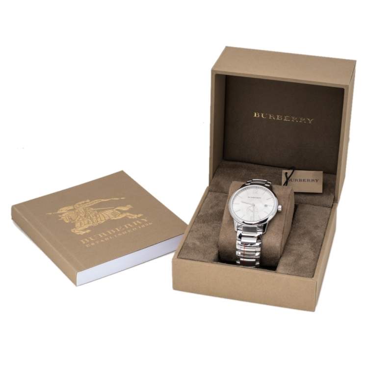 Pre Owned Burberry Silver Beige Stainless Steel Classic BU10004 Men's Wristwatch 40 mm