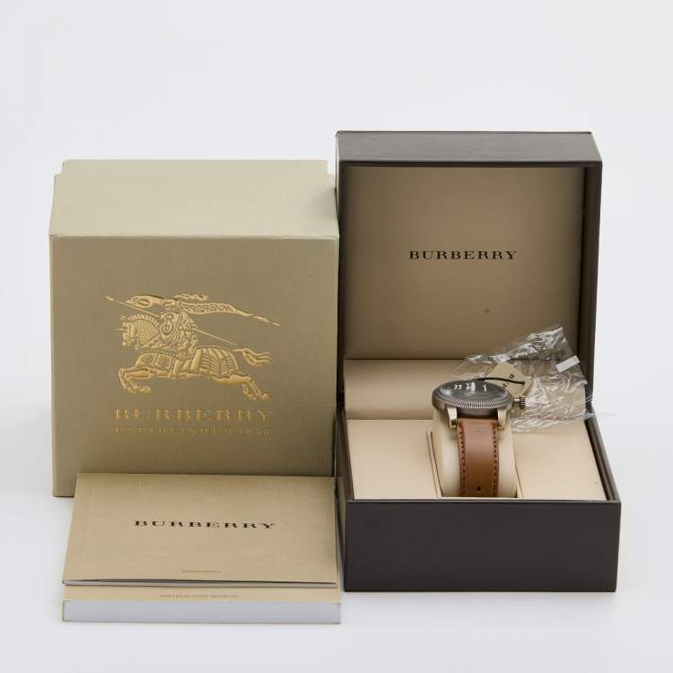 مملوكة مسبقًا Burberry Black Ion Plated Stainless Steel Leather Military BU7831 Men's Wristwatch 40 mm 