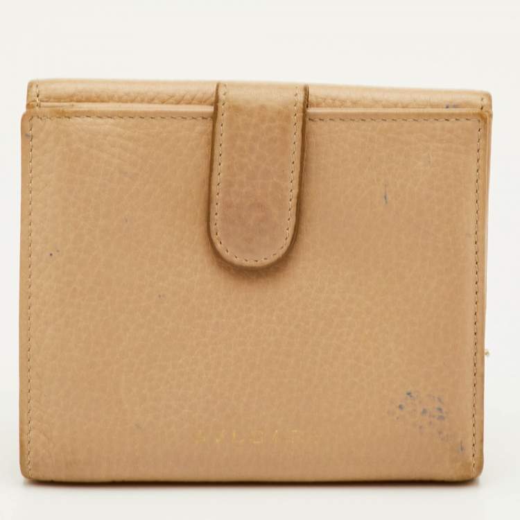 مملوكة مسبقًا Bvlgari Beige Leather Compact Wallet