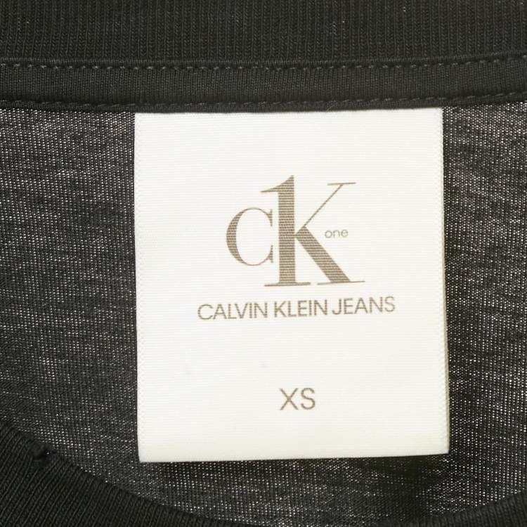 Pre Owned Calvin Klein CKone Black Rose Print Jersey Distressed T-Shirt XS