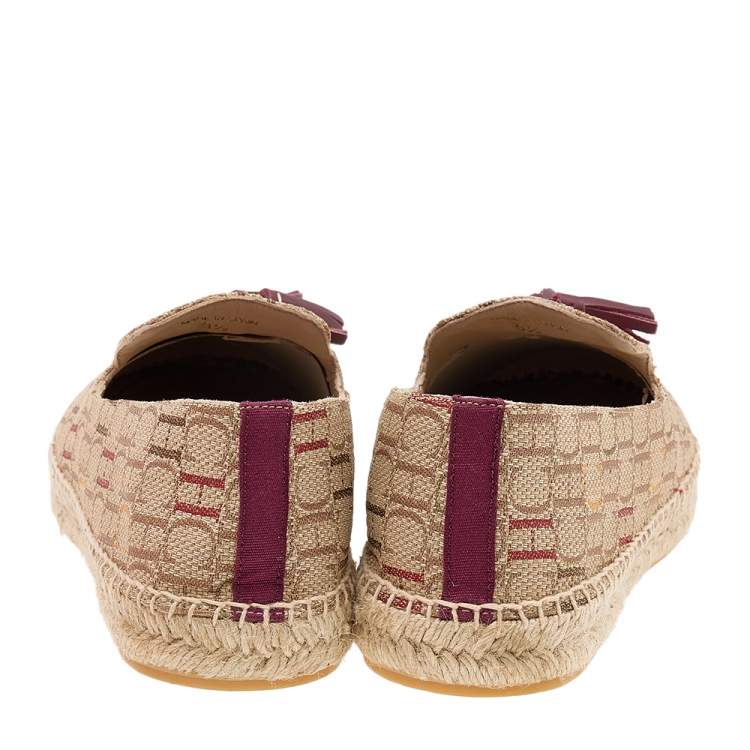 Pre Owned Carolina Herrera Beige Monogram Canvas Espadrille Flats Size 42.5