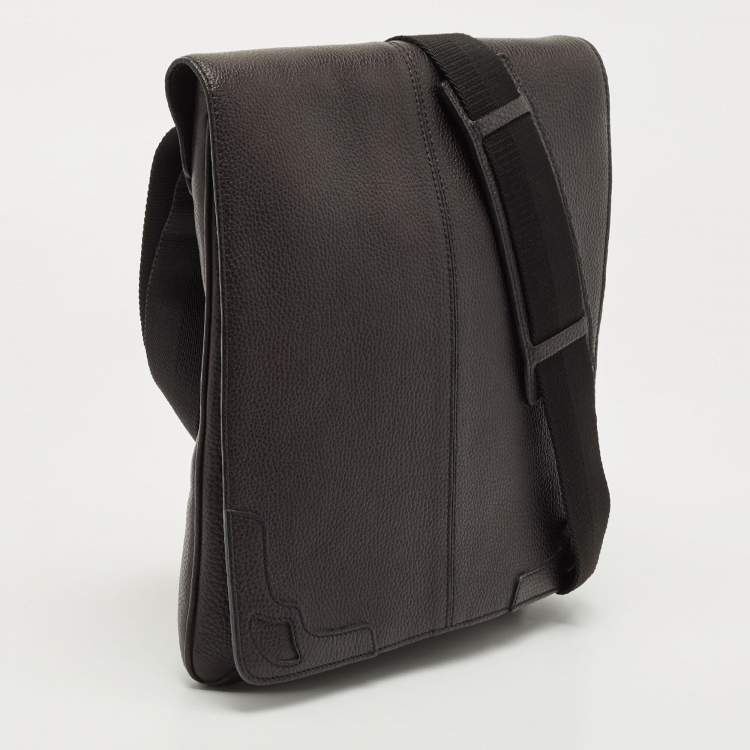 Pre Owned Cartier Black Leather Flap Messenger Bag
