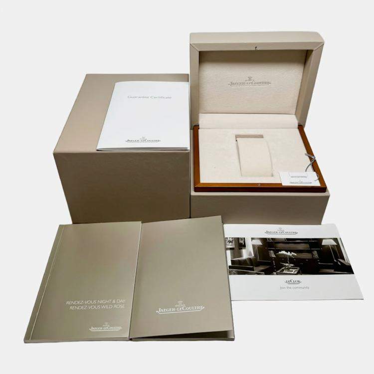 Pre Owned ساعة يد نسائية مستعملة كارتييه بالون بلو WE900651 فضية أوتوماتيكية ذهب أبيض عيار 18 ماس 36 مم