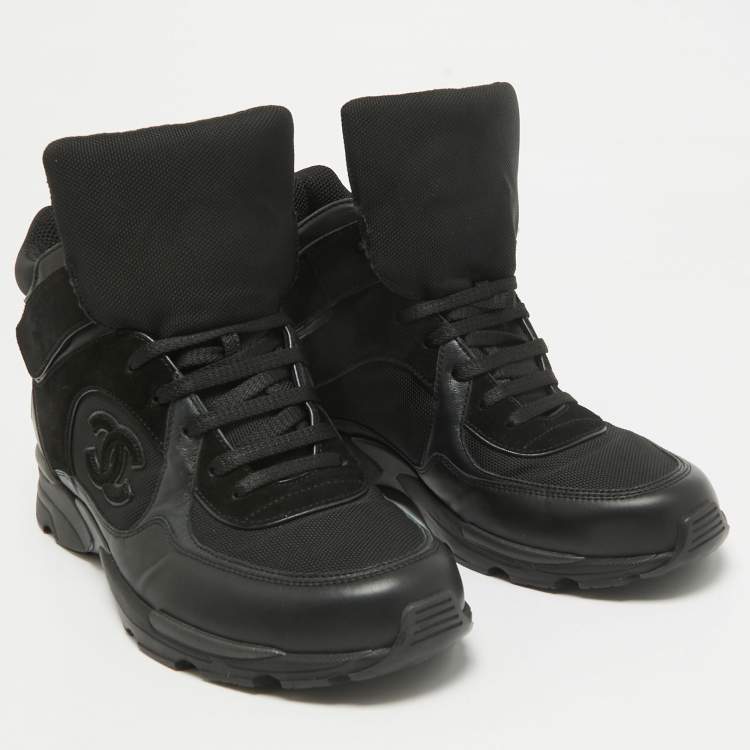 Pre Owned Chanel Black Leather And Suede CC High Top Sneakers Size 42